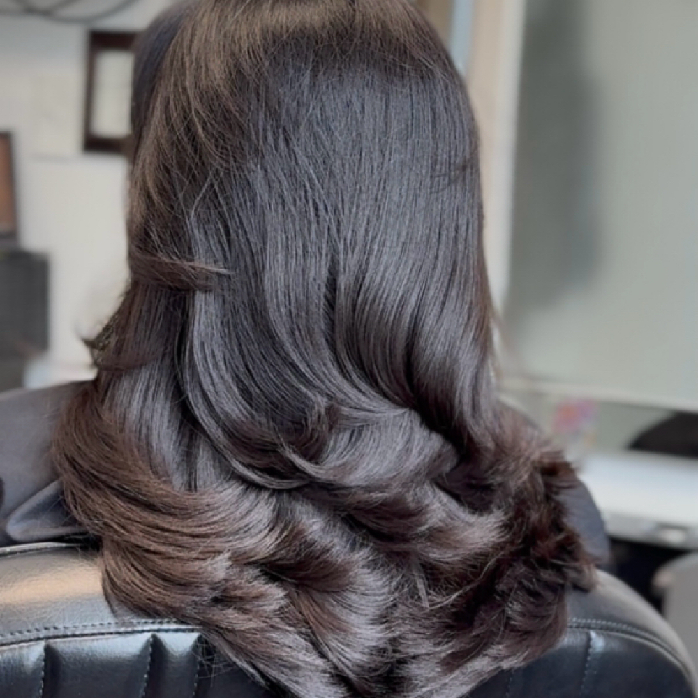 Women’s Haircut at Majestic Studio in Irving, TX