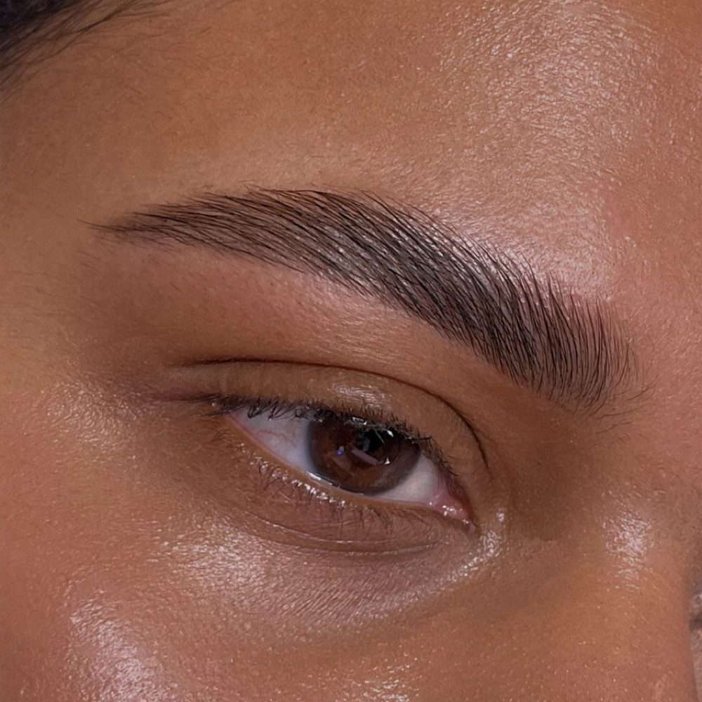 Eyebrow Wax at Liv2cut in Louisville, KY