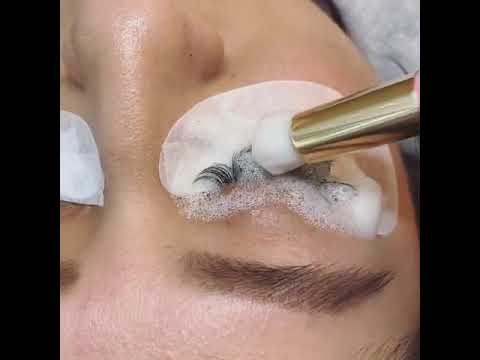 Lash Bath