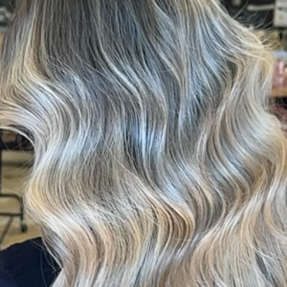 Full Highlight at Melanie Hair Haven & Co LLC in Fort Myers, FL