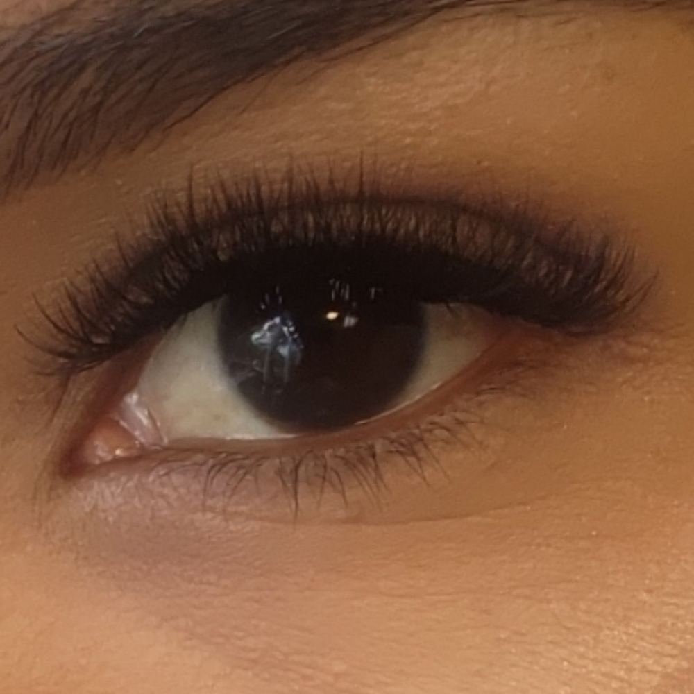 Eye lash extencion(pestañas indiv) at Frida's Hair Salon LLC. in Raleigh N.C, NC