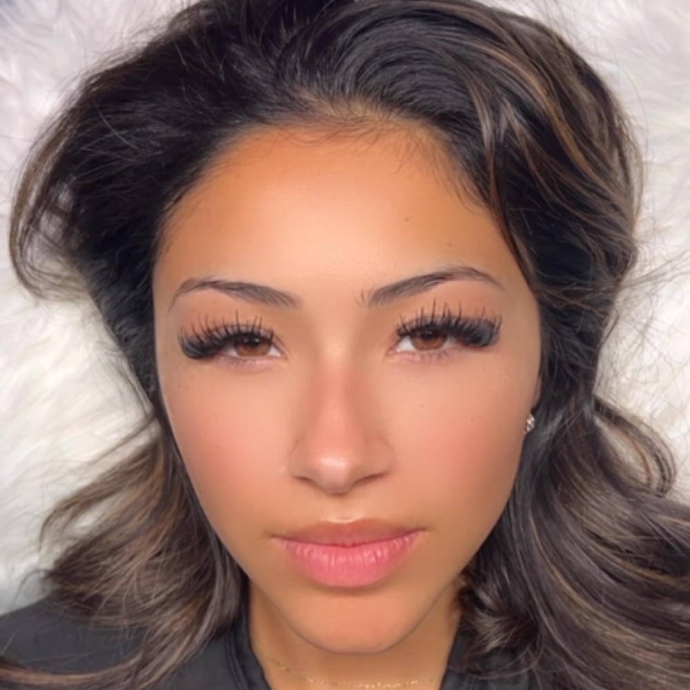 High Maintenance Full Set at High Maintenance Lashes in Tx, TX