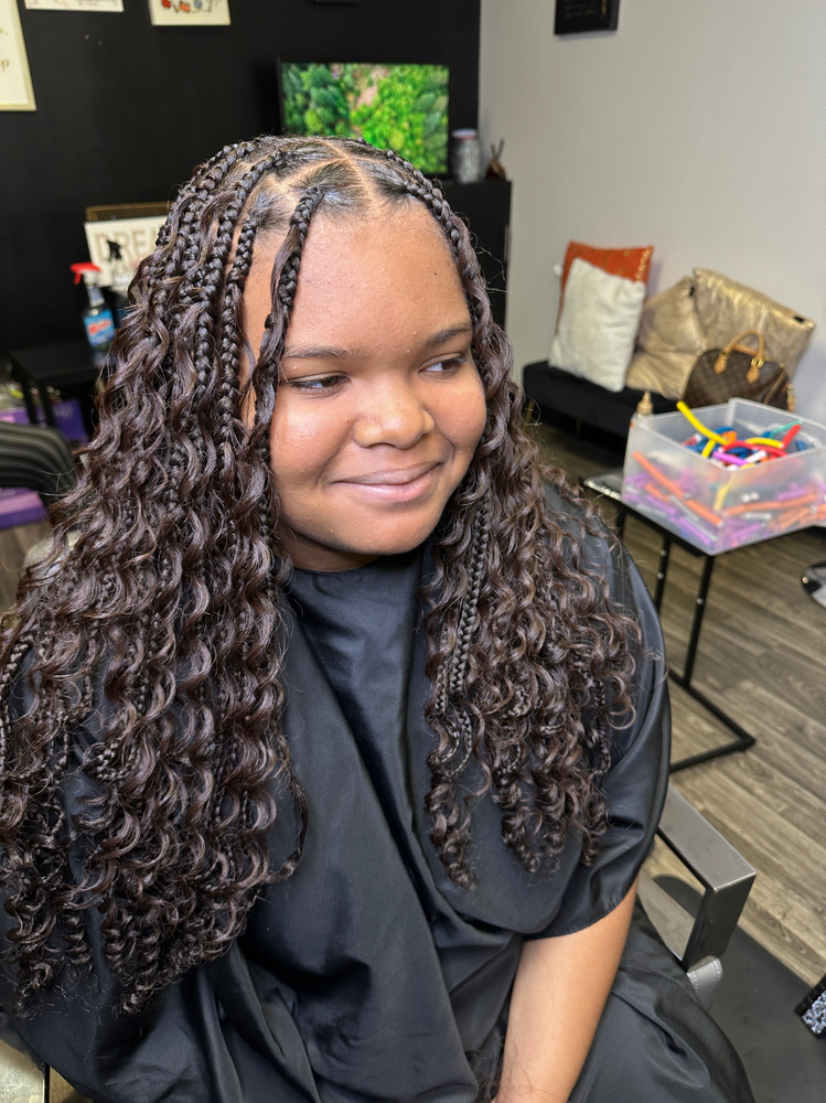 Knotless Boho Goddess Midback at Hairdollstyles Collection in Pleasant Grove, AL