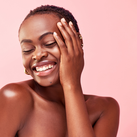 Glow Facial + Dermaplane | 75min