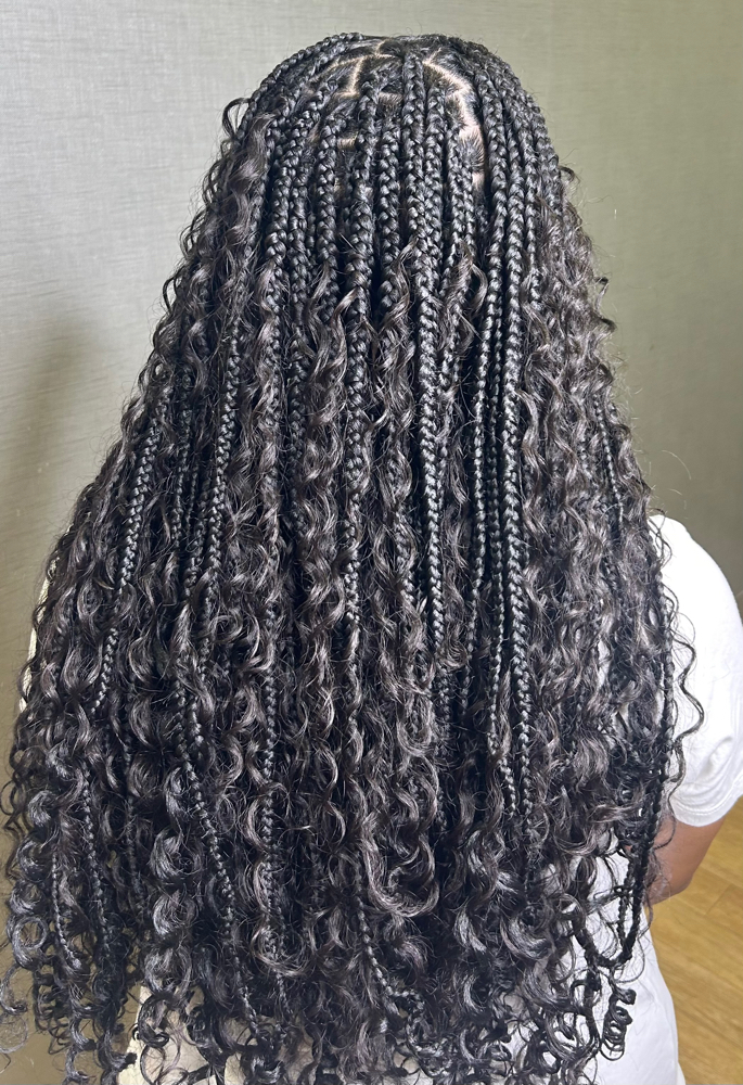 Goddess/Bohemian Knotless Braids