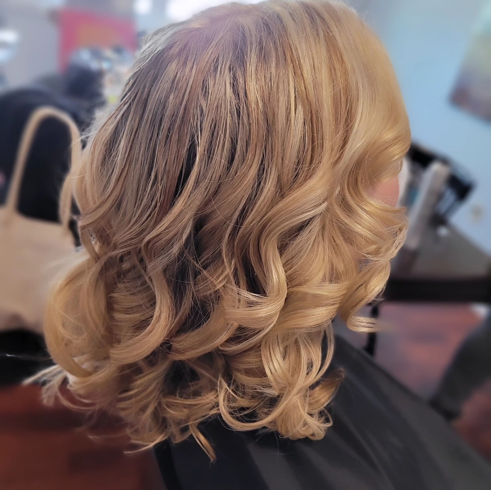 Haircut + Styling