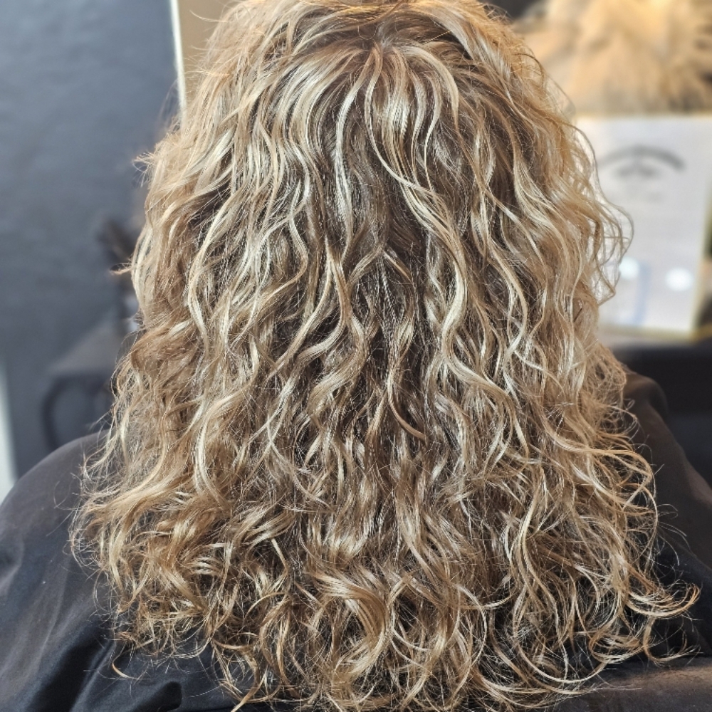 Spiral Perm at Sally at the Vibe in Ponca City, OK