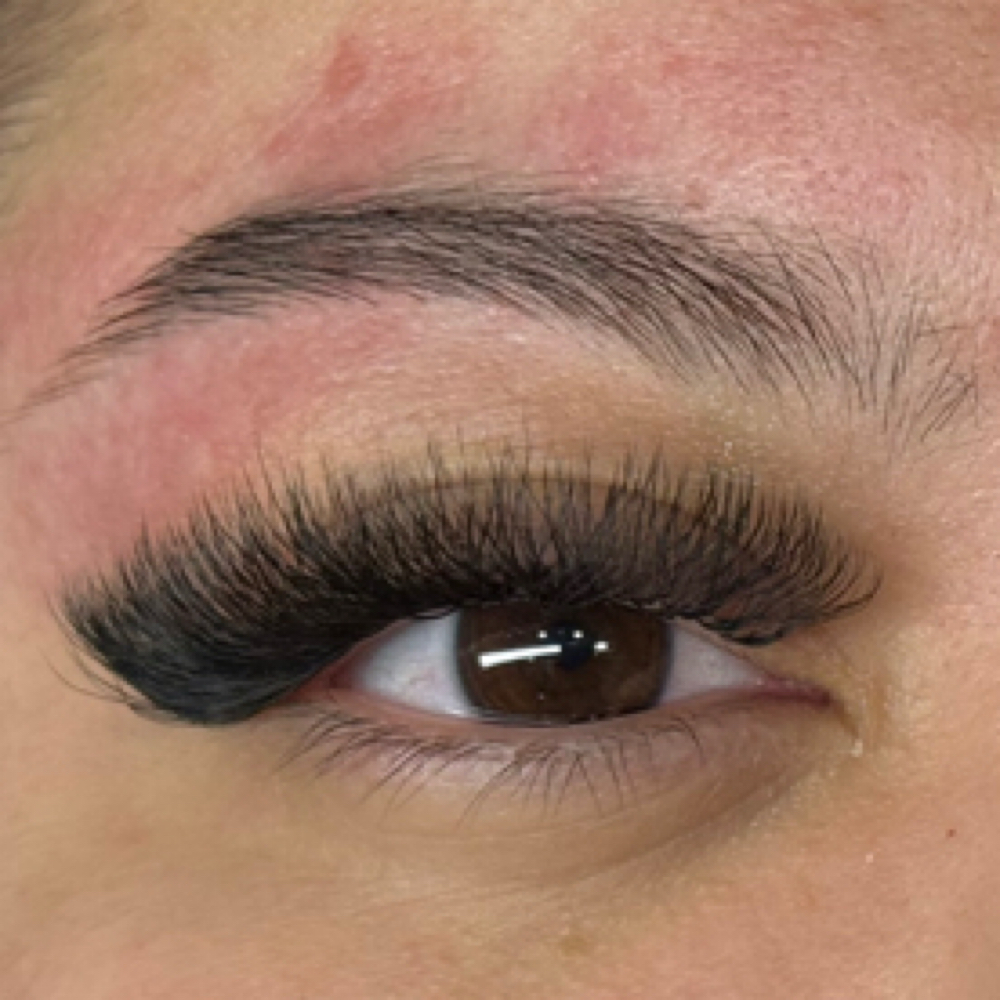 W Lashes 1 Week Fill at Sheebrowsandlashes in Oviedo, FL