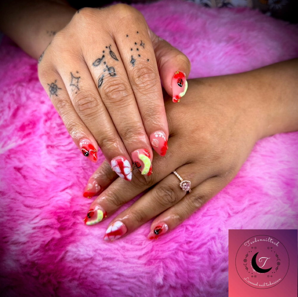 Airbrush Set at TeeDeNailTech in Pensacola, FL