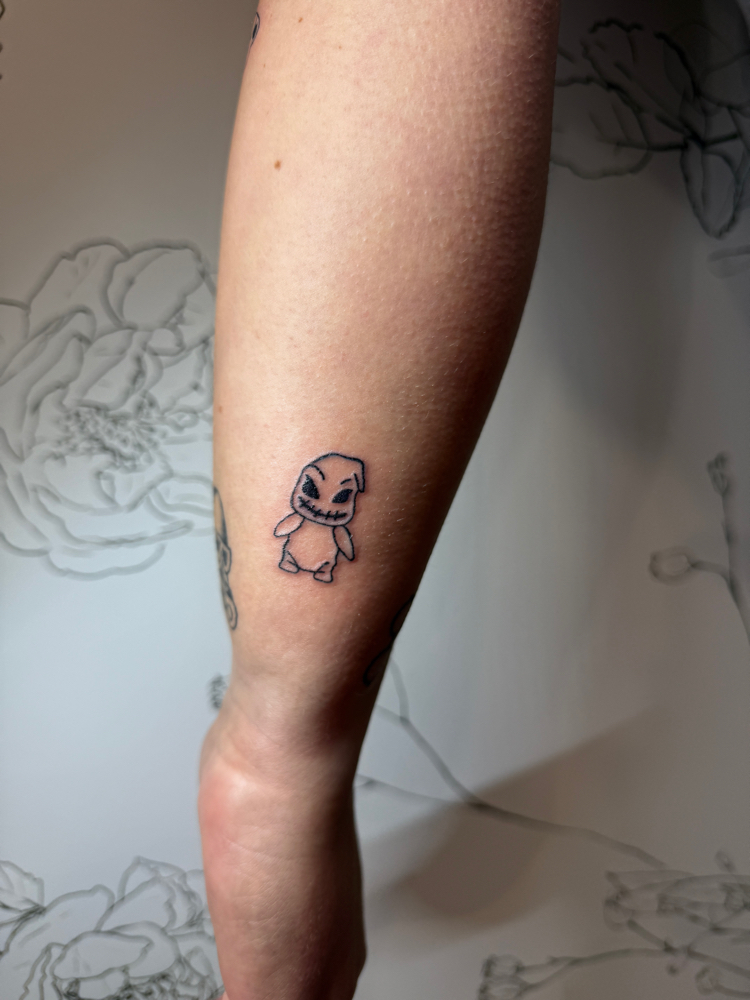 Small Fine Line at NoBrainer Ink in Grand Junction, CO