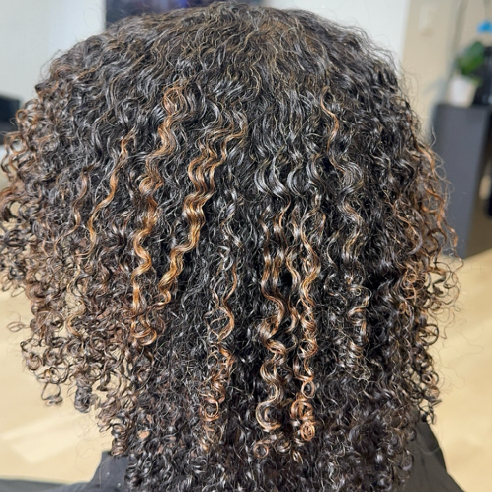 Wash & Go w/ trim at Mila Bee Studios in Houston, TX