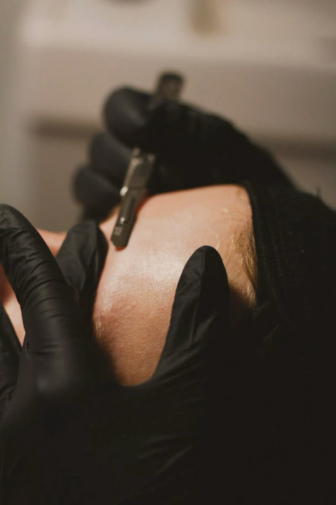 DERMAPLANE GLOW