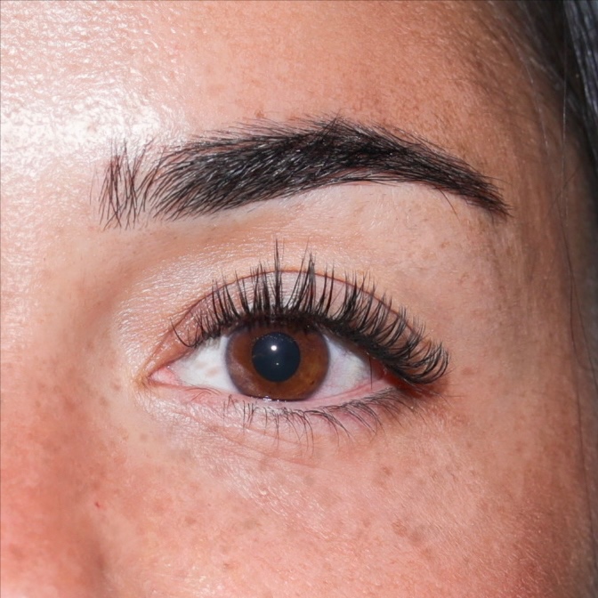 The Signature Wet Set at I & M Lash in Chicago, IL