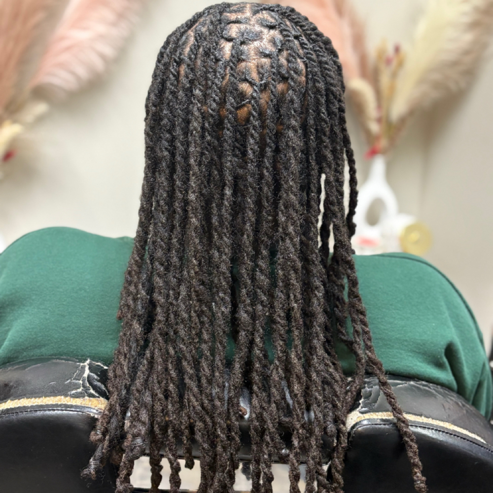 60-100 loc count, Bra Strap Length at 𝐀𝐧𝐨𝐢𝐧𝐭𝐞𝐝 𝐋𝐨𝐜𝐬™ 𝐓𝐫𝐢𝐜𝐡𝐨𝐥𝐨𝐠𝐲 𝐒𝐭𝐮𝐝𝐢𝐨𝐬 in Chicago, IL