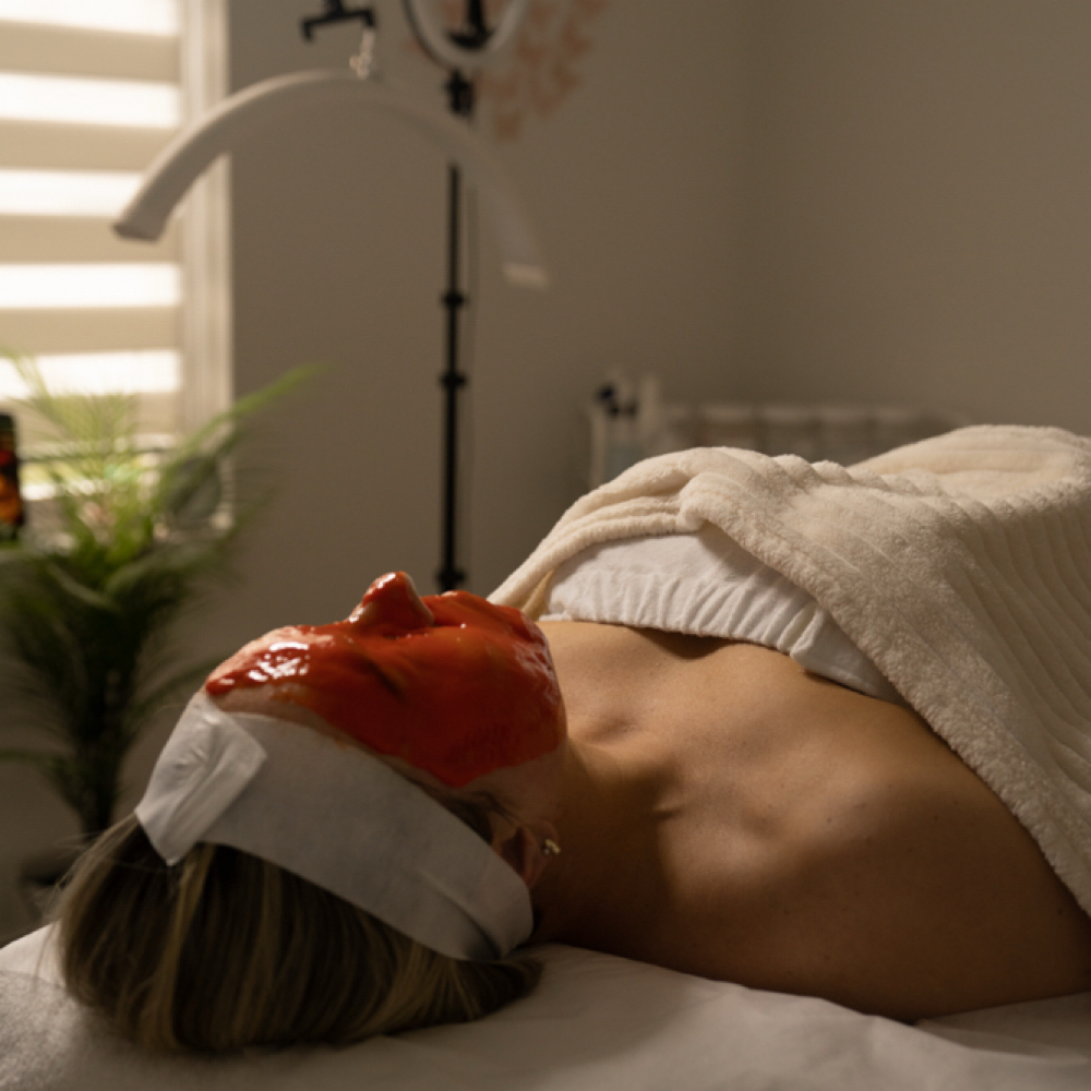HydroJelly+Ampoule at Alina Buzinsky in West Dundee, IL