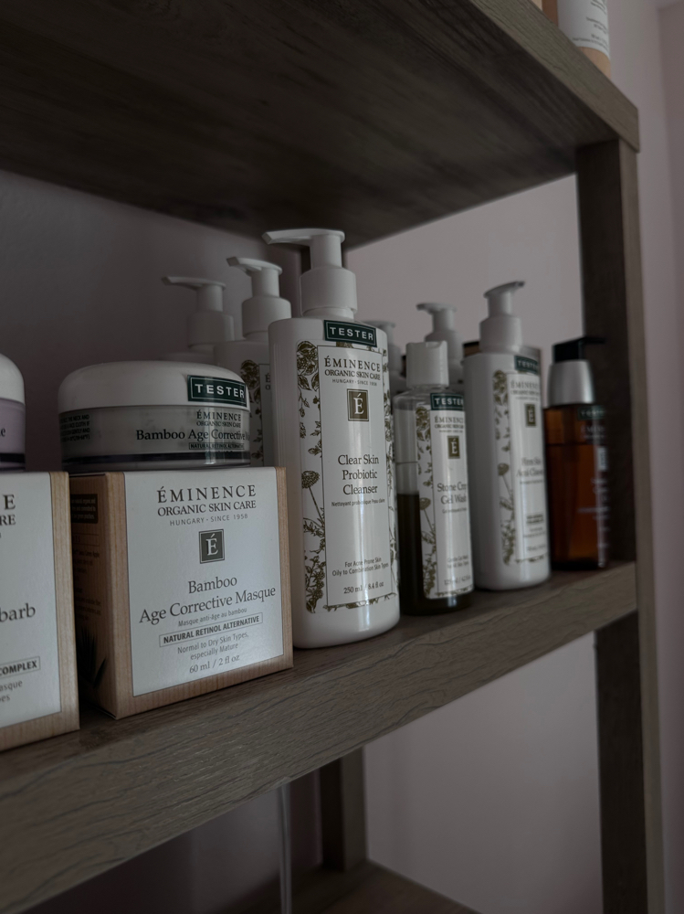 Product Pick Up at Urskinwithizzy at Cheers in Bellingham, WA