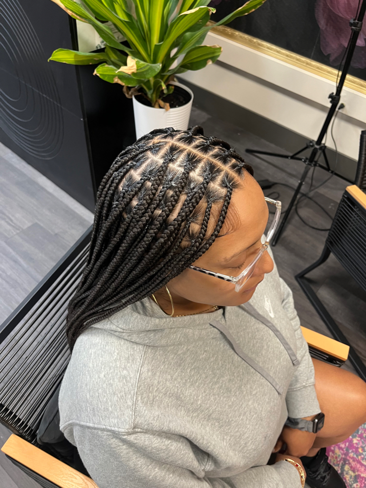 Small Knotless at Locked In in Elmira, NY