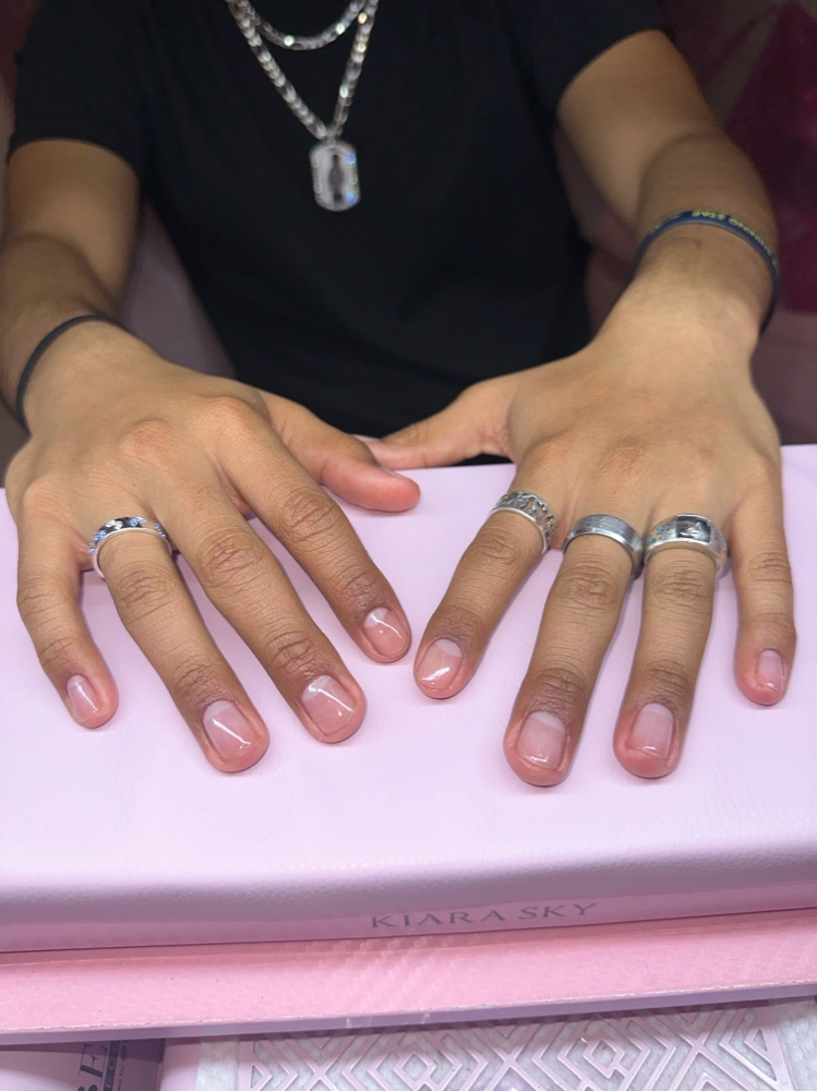 Clear Manicure