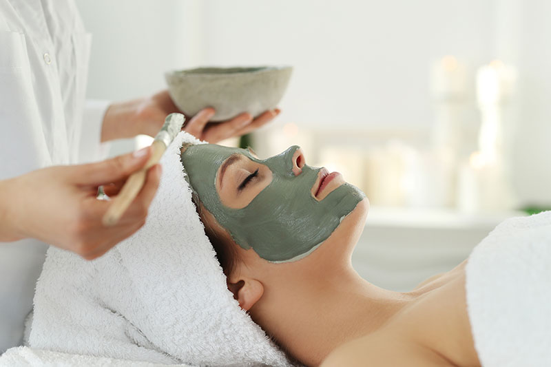 The Detox and Hydrate Facial