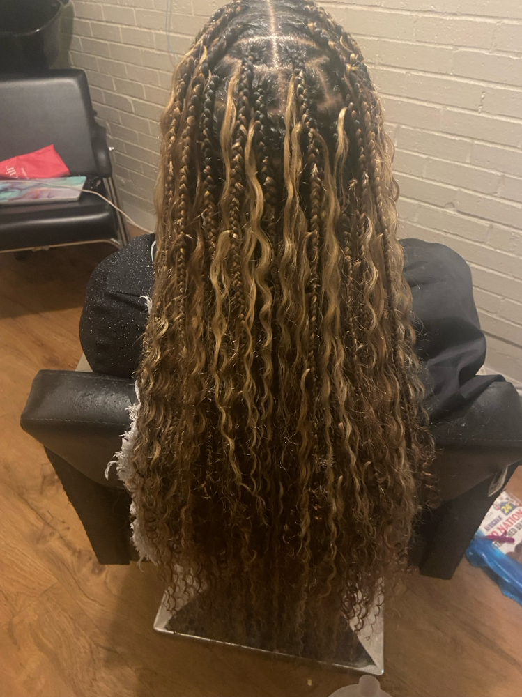 Goddess Knotless (medium)