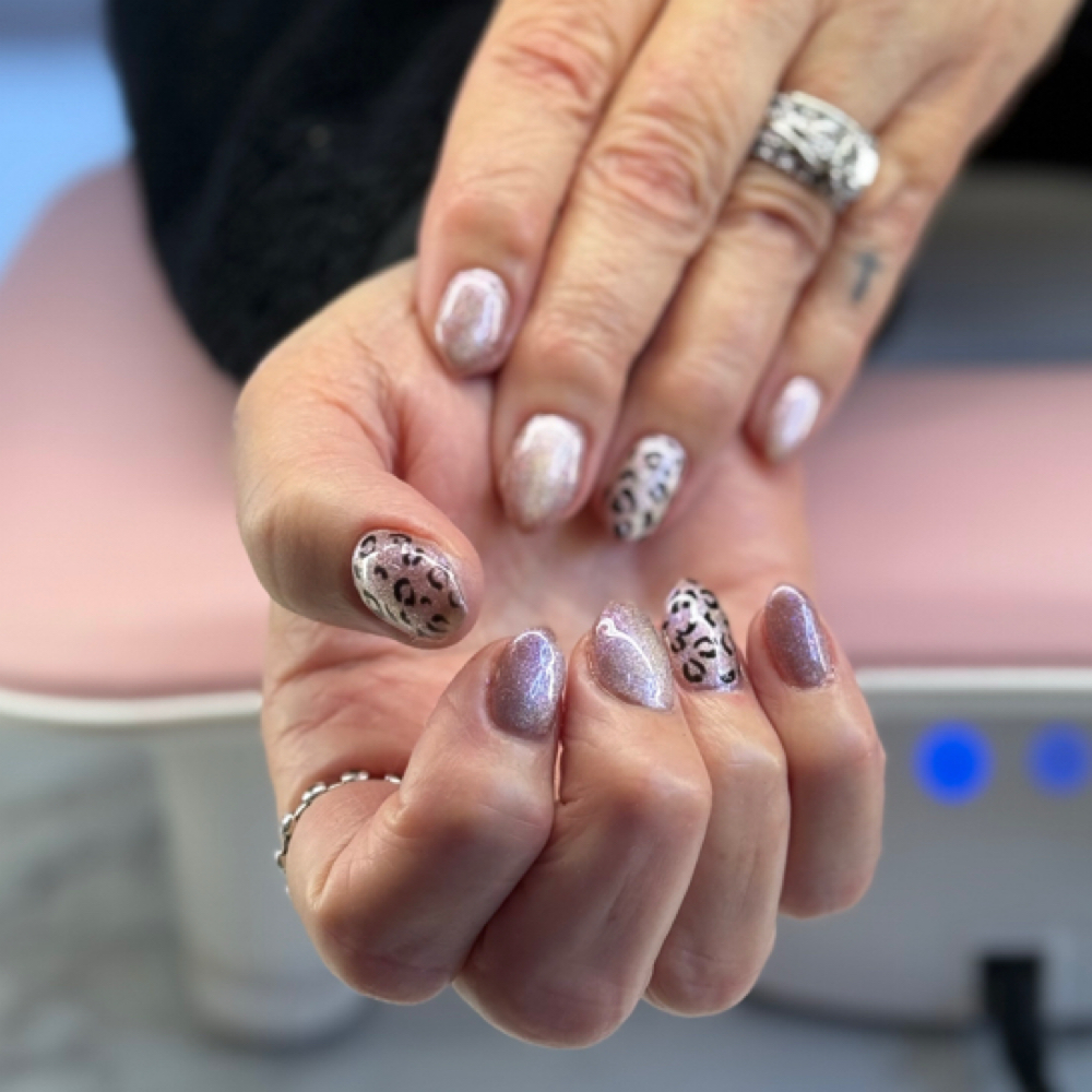 Builder Gel Overlay-Minimal Design at Beaux Cheveux in Halifax, PA