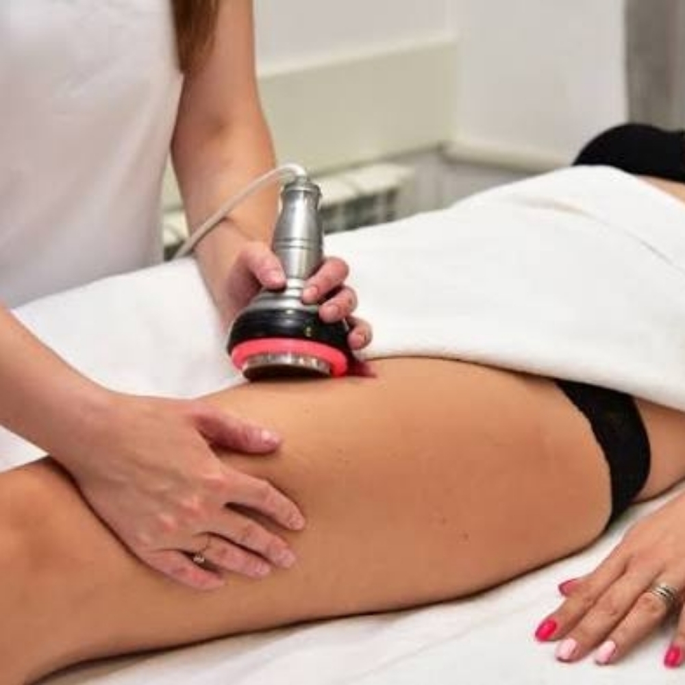 Thigh Contouring (Inner & Outer) at Dynamic Shears in Bolingbrook, IL