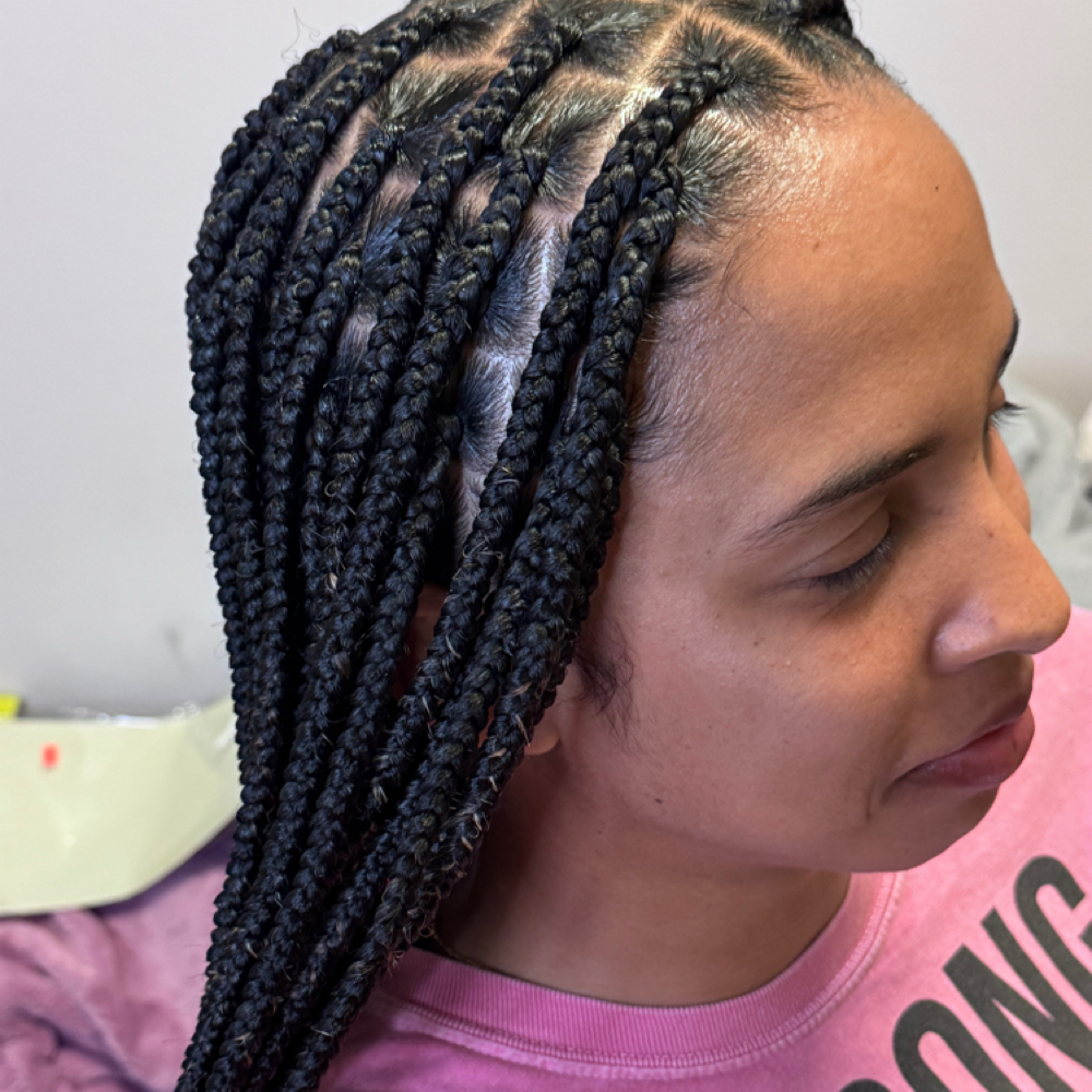 Medium Knotless Slay Package at Akennas Braids in Chesapeake, VA