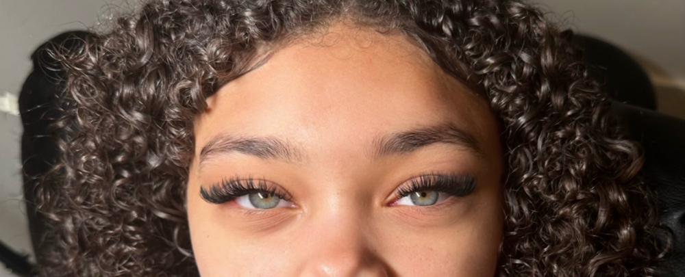 Full Set : Hybrid/Wetset at Euphoria Lash & Co. in Fairfield, CA