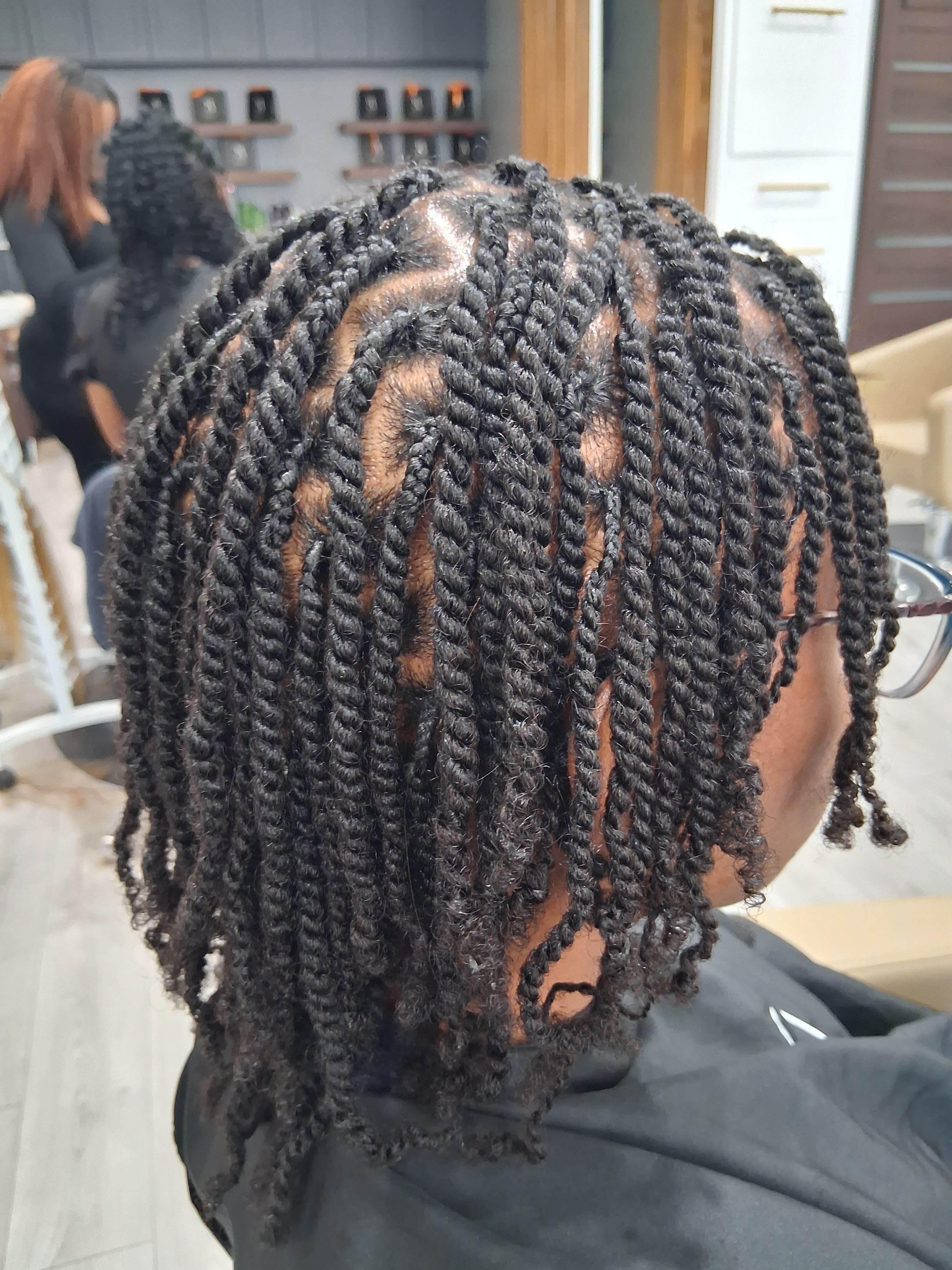 Men Twist at Beauty By Mombo in Austin, TX