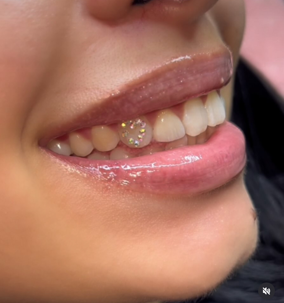 Design Two Teeth’s or 2 Butterfly