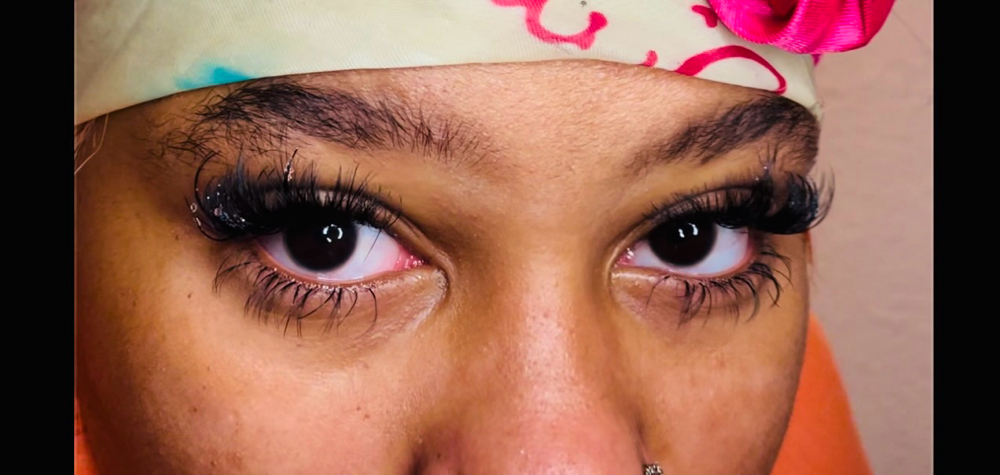 Top And Bottom Lashes