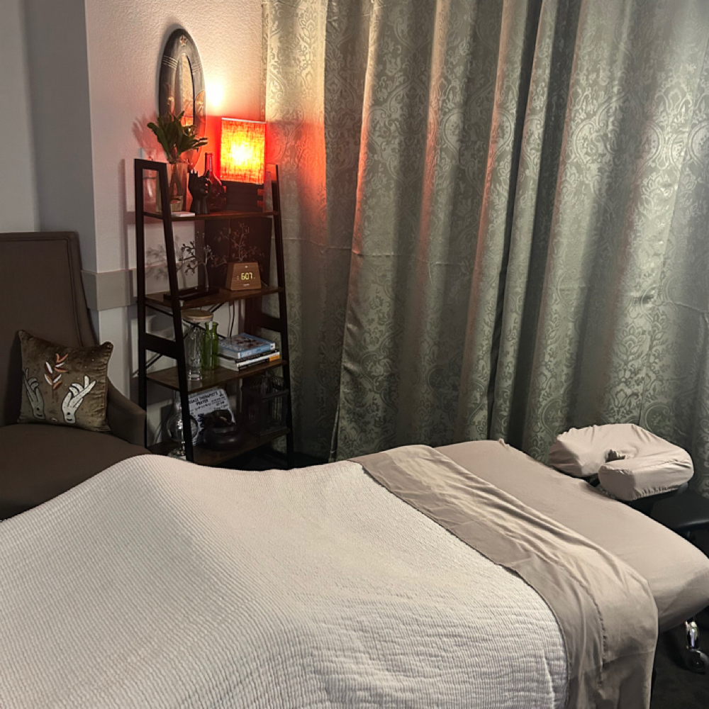 30min Personalized Massage at Massage Alchemy by Jade in Fort Collins, CO