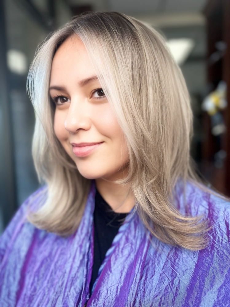 Root Melt & Toner at Bombshell Beauty Bar @Evince salon in Vancouver, WA