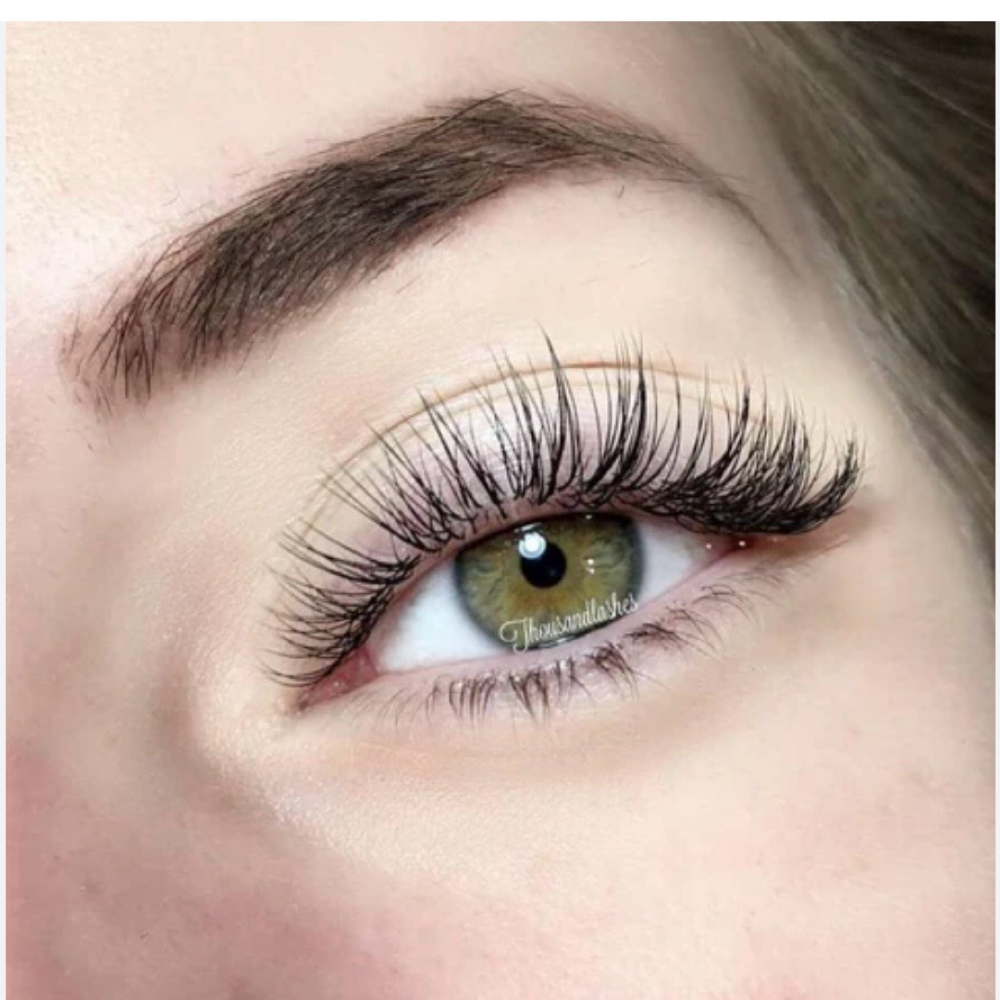 Combo#2 Eyebrow & Eyelashes at Ameri-Cutz Salon in Lockport, IL