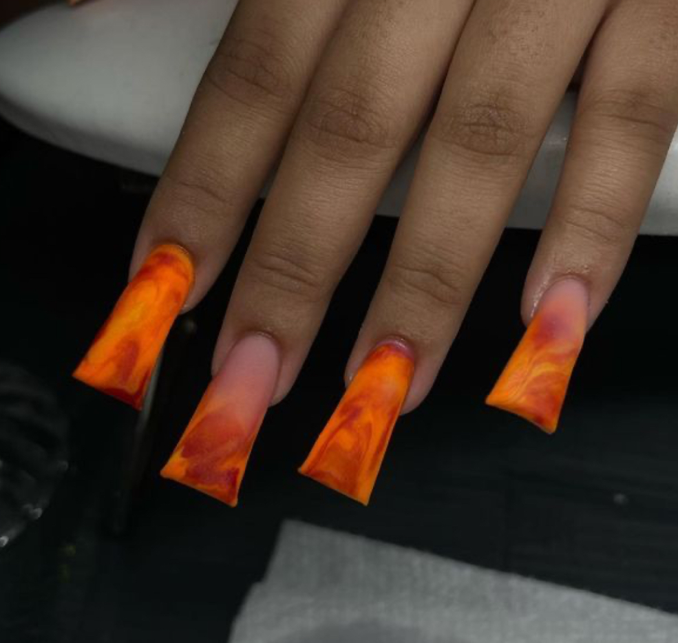 1 Ombre Nail