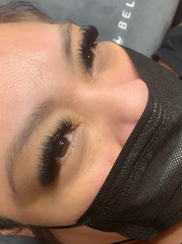 Full Set Volume Lashes