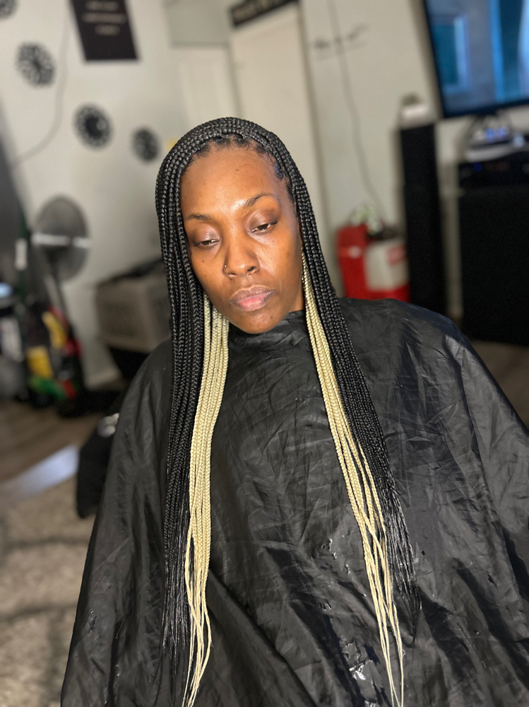 Medium Knotless Braids