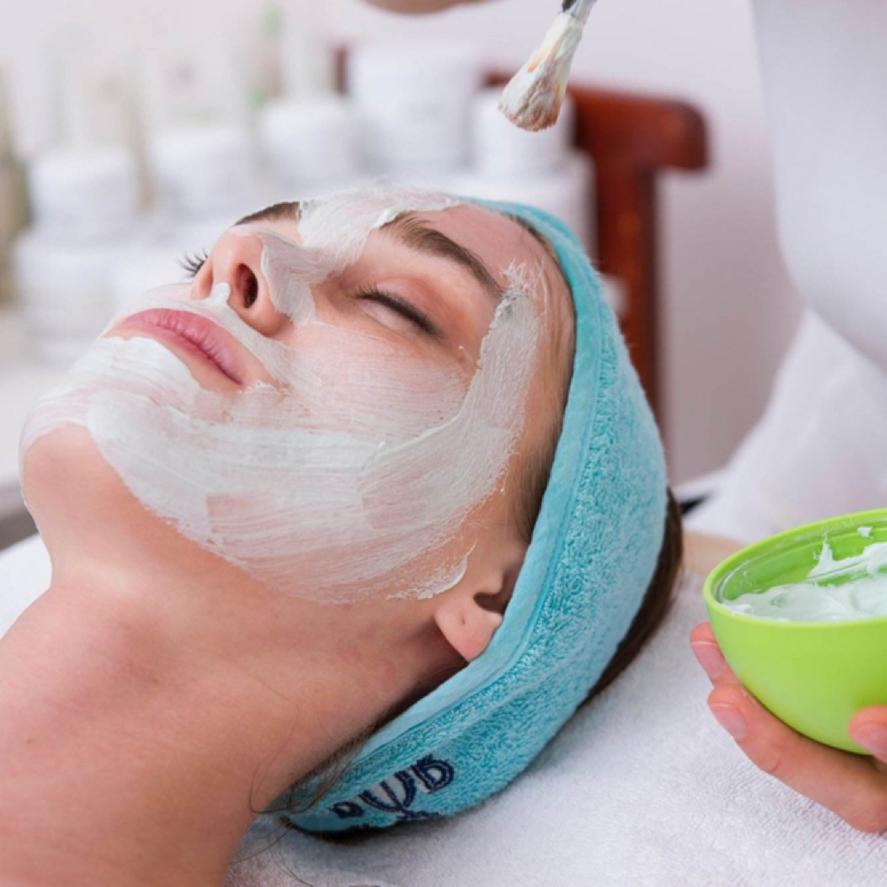 Diamond facial at iBrow Threading Salon in Rome, GA