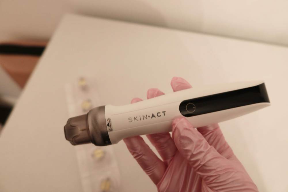 NANONEEDLING FACIAL