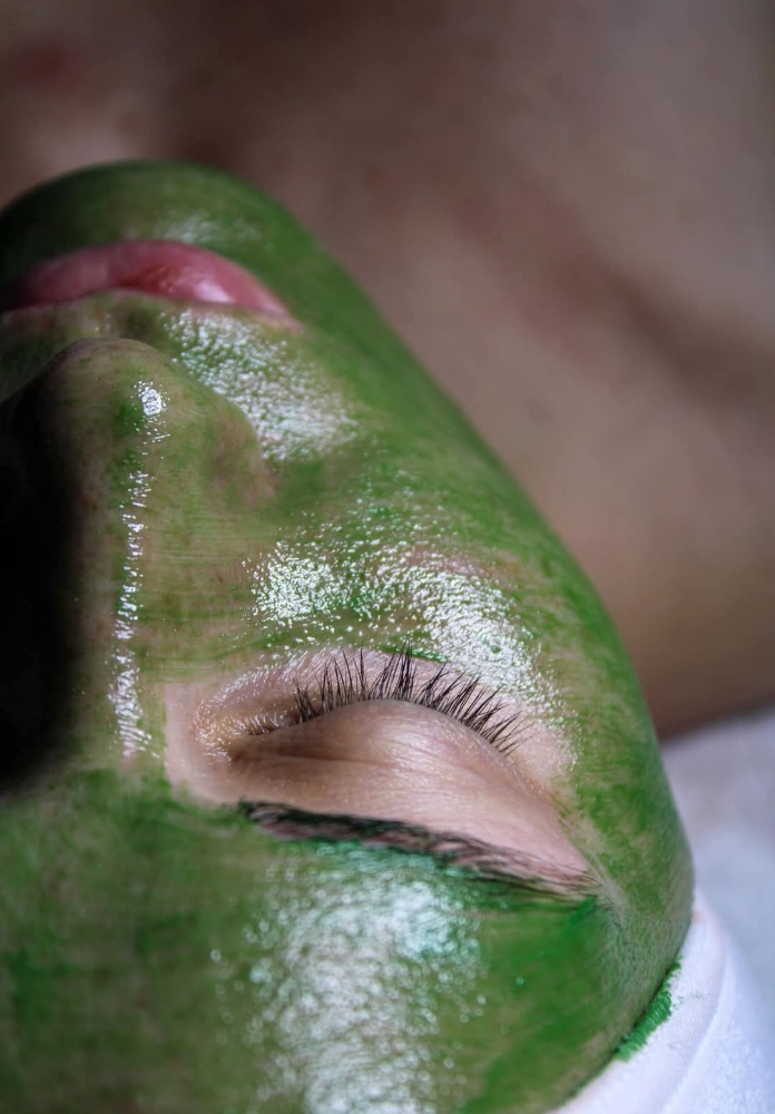Deluxe facial