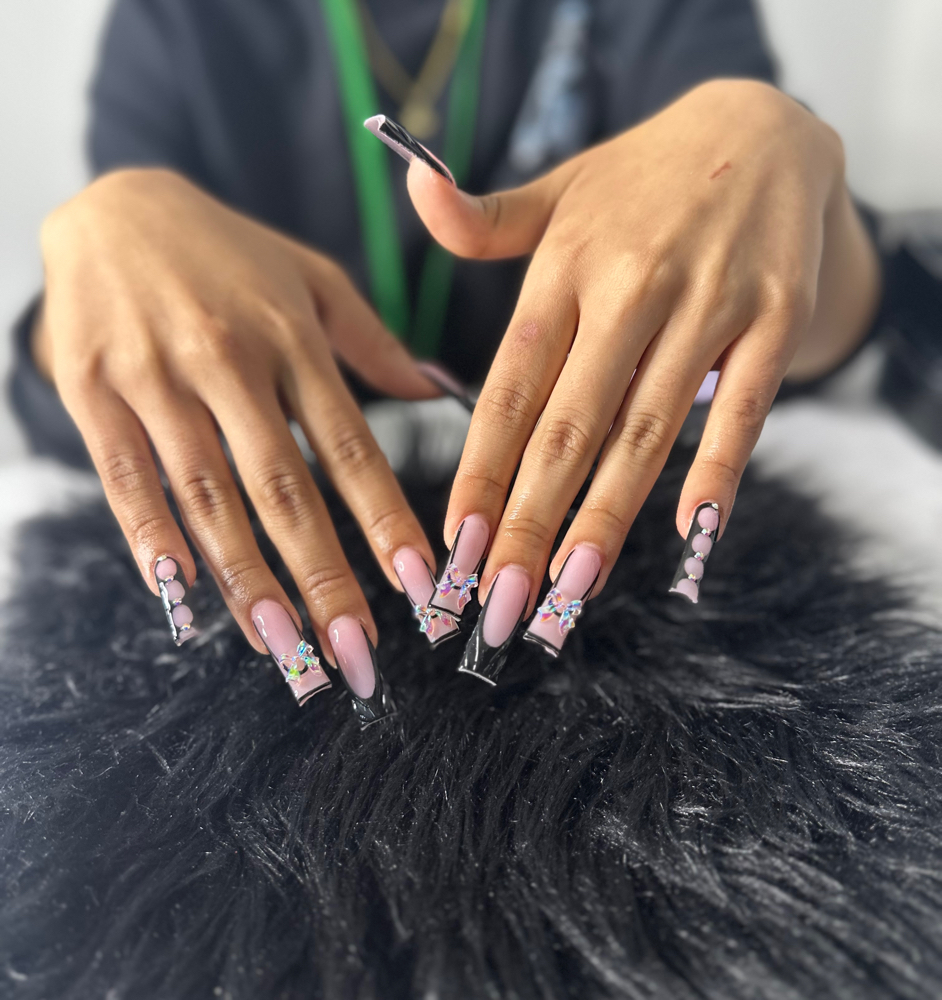Acrylic Fill In 2-3 Weeks