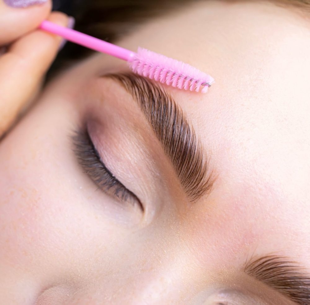 Eyebrow Lamination