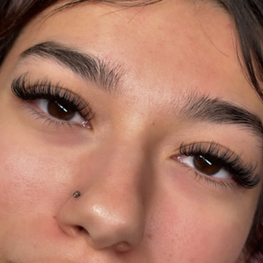 𝓗𝔂𝓫𝓻𝓲𝓭 𝓛𝓪𝓼𝓱𝓮𝓼 at luniralashes in Wichita, KS