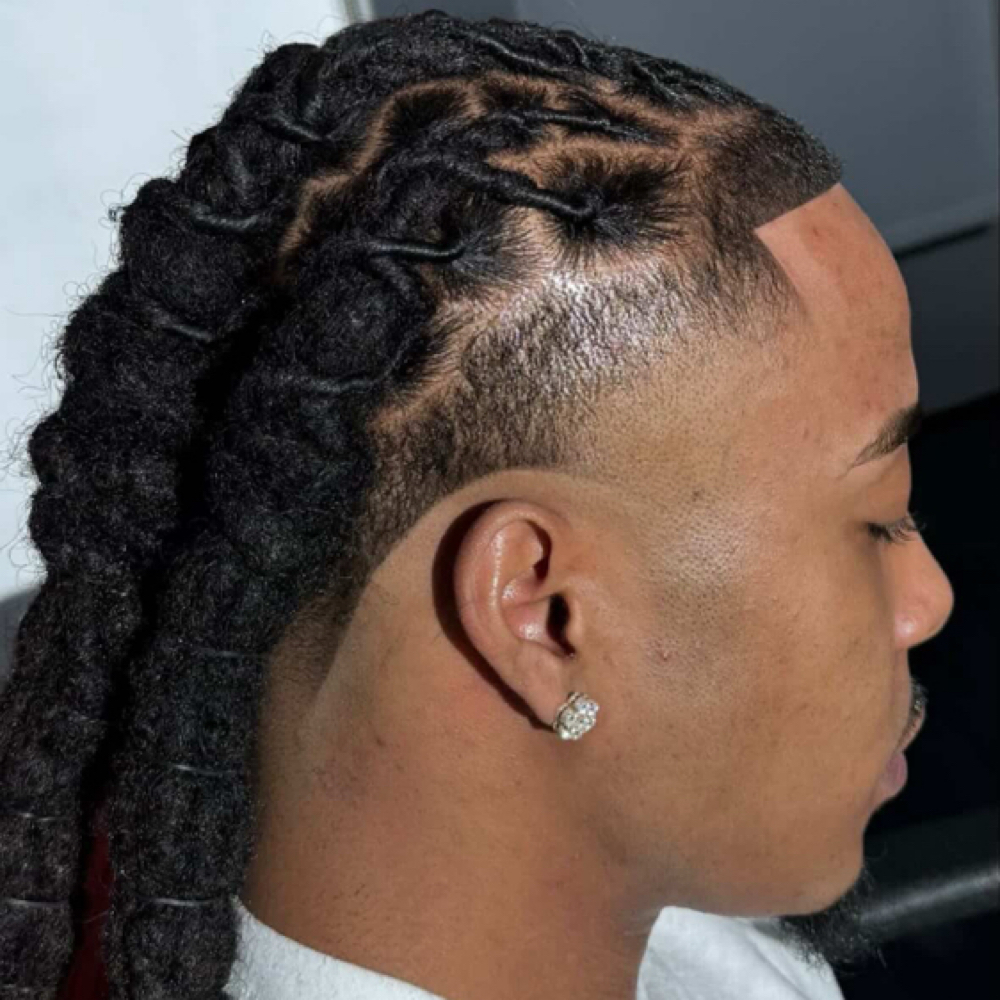 Adult Haircut at Cyn Blends Barbering + Loc Studio in Inglewood, CA, CA