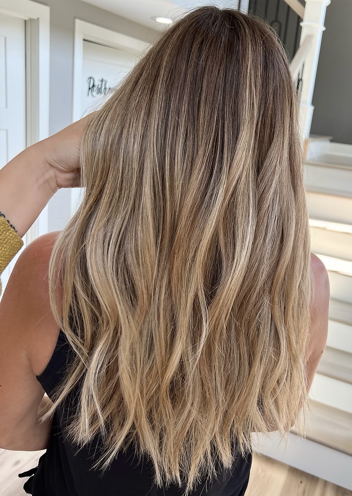 Balayage / Hand-Painted Highlights