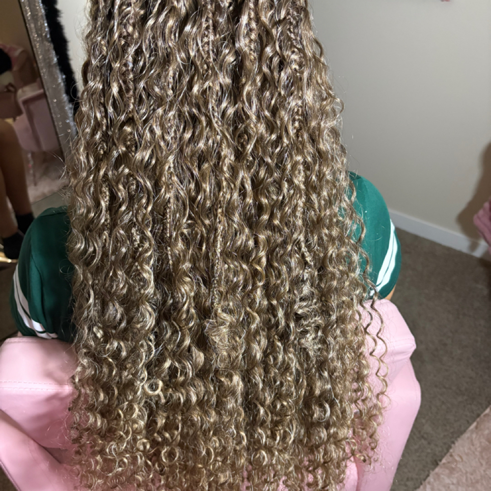 Crochet Hair Install – Full Head at Knot Your Average By Sno in Shawano, WI
