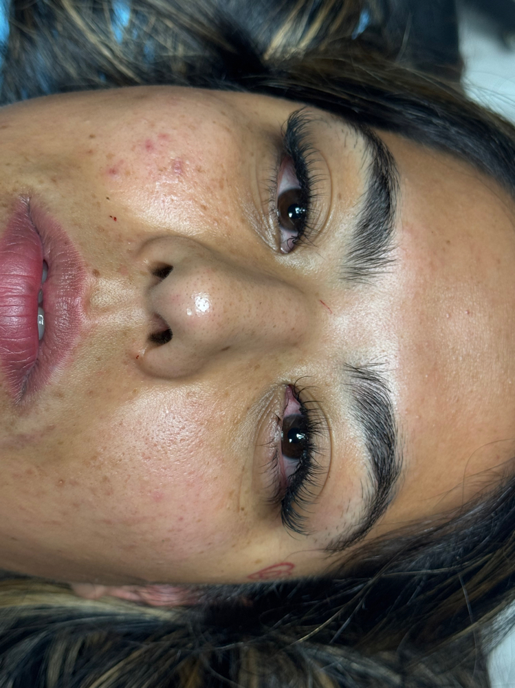 Classic Lash Extensions Full Set