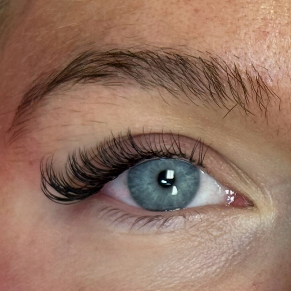 Classic Lash Extensions Full Set at Graceful Glow Aesthetics in paducah, KY