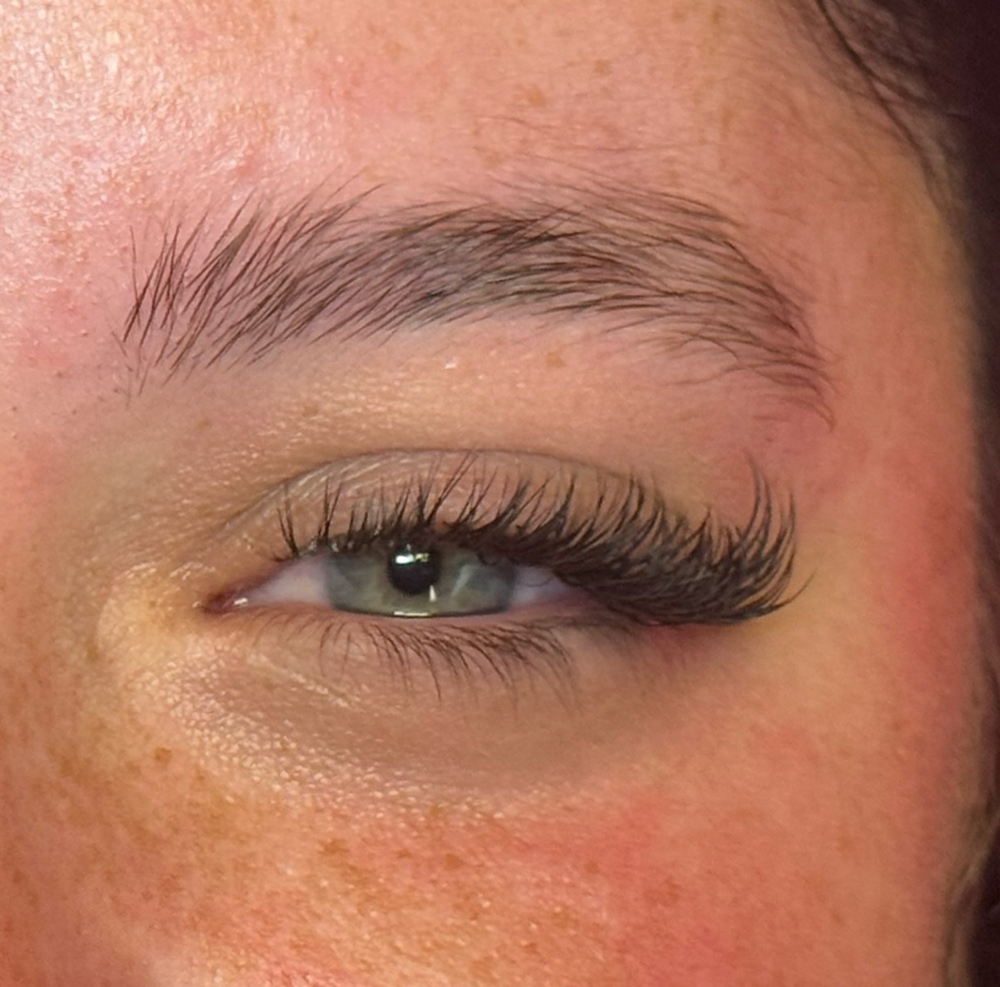 Classic Lash Extensions Full Set at Graceful Glow Aesthetics in paducah, KY