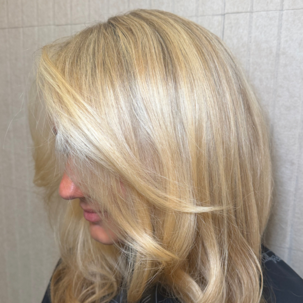 Blonde TRANSFORMATION at TX Blonde Bar in Fort Worth, TX